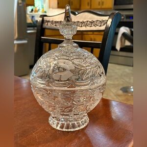 Vintage Anne Hutte Bleikristall (Lead Crystal) Covered Candy Bowl